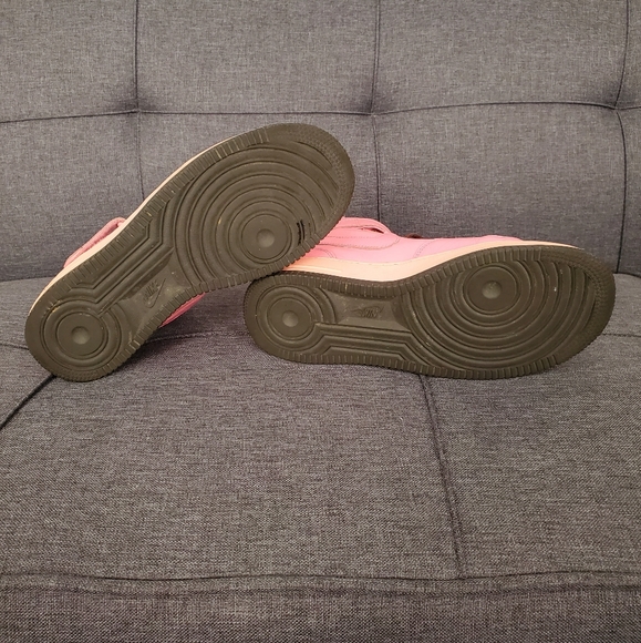 Nike Air Force 1 Mid Rose Sneakers - Picture 3 of 4